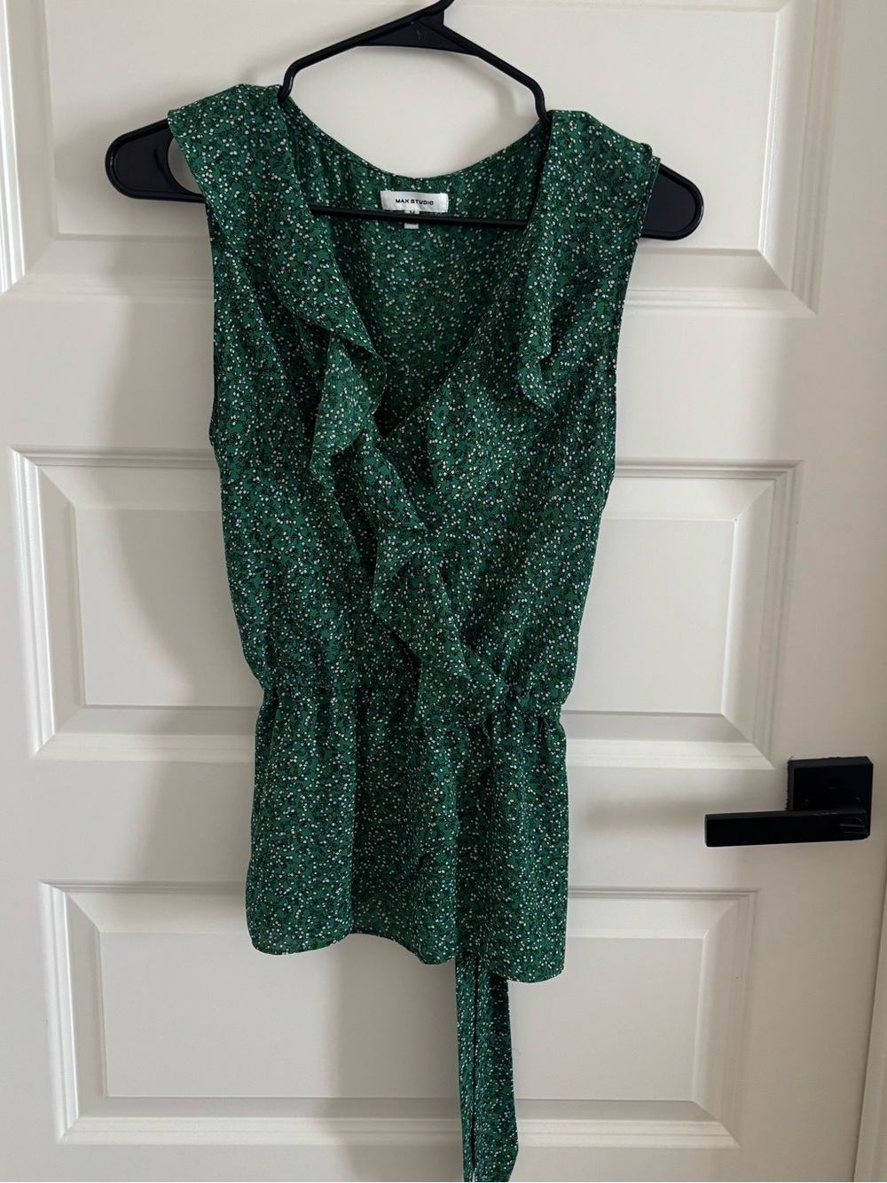 Max Studio Emerald Green Ruffle V-Neck Sleeveless Camisole